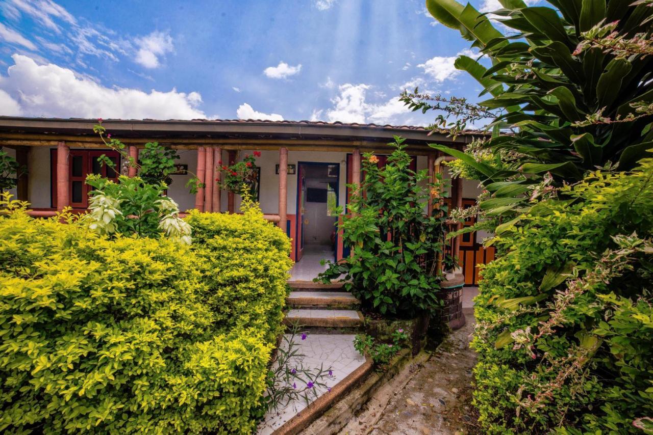 Eco Hotel Las Palmas Puerto Espejo エクステリア 写真