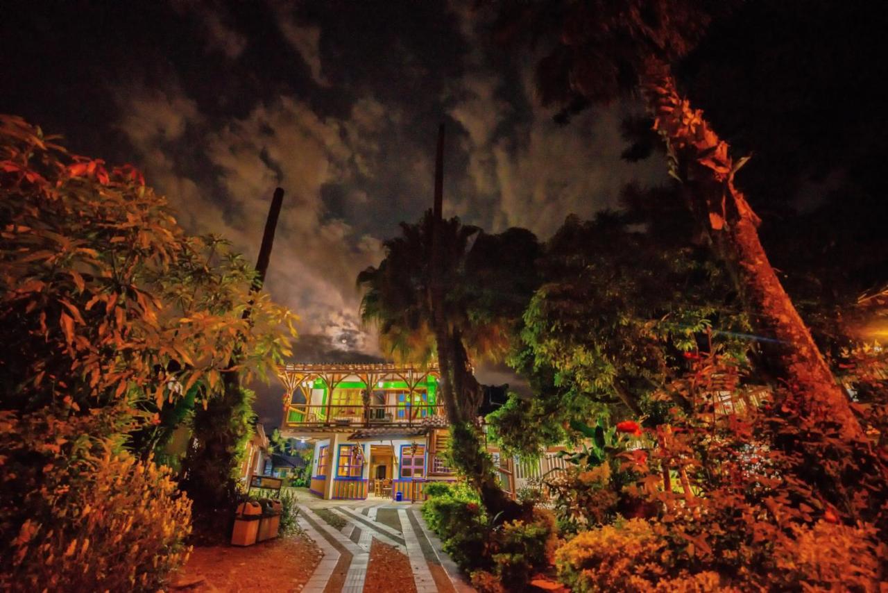 Eco Hotel Las Palmas Puerto Espejo エクステリア 写真