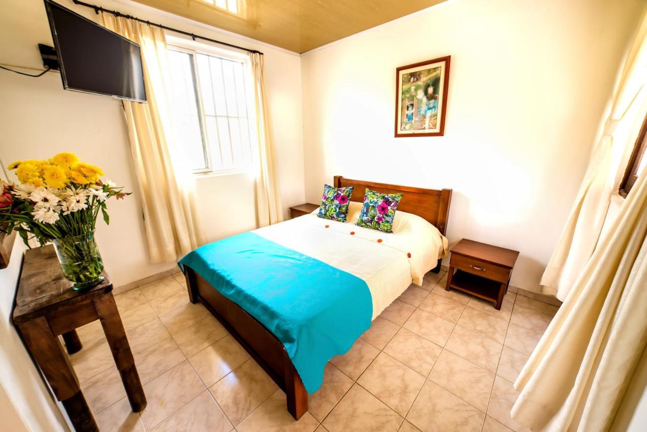 Eco Hotel Las Palmas Puerto Espejo エクステリア 写真